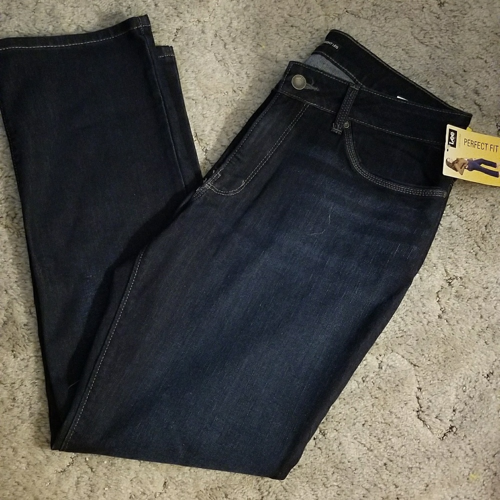 Sraight leg  perfect   fit  by lee